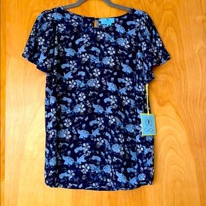 Floral blouse top